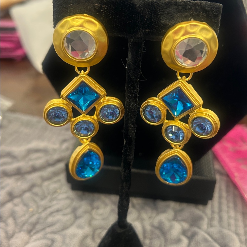 Blue Austrian Crystals In Matte Gold Earrings-NWT - Picture 3 of 8